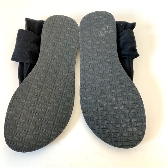 SANUK Black Yoga cloth Sandals—SZ. 8 - Picture 3 of 7